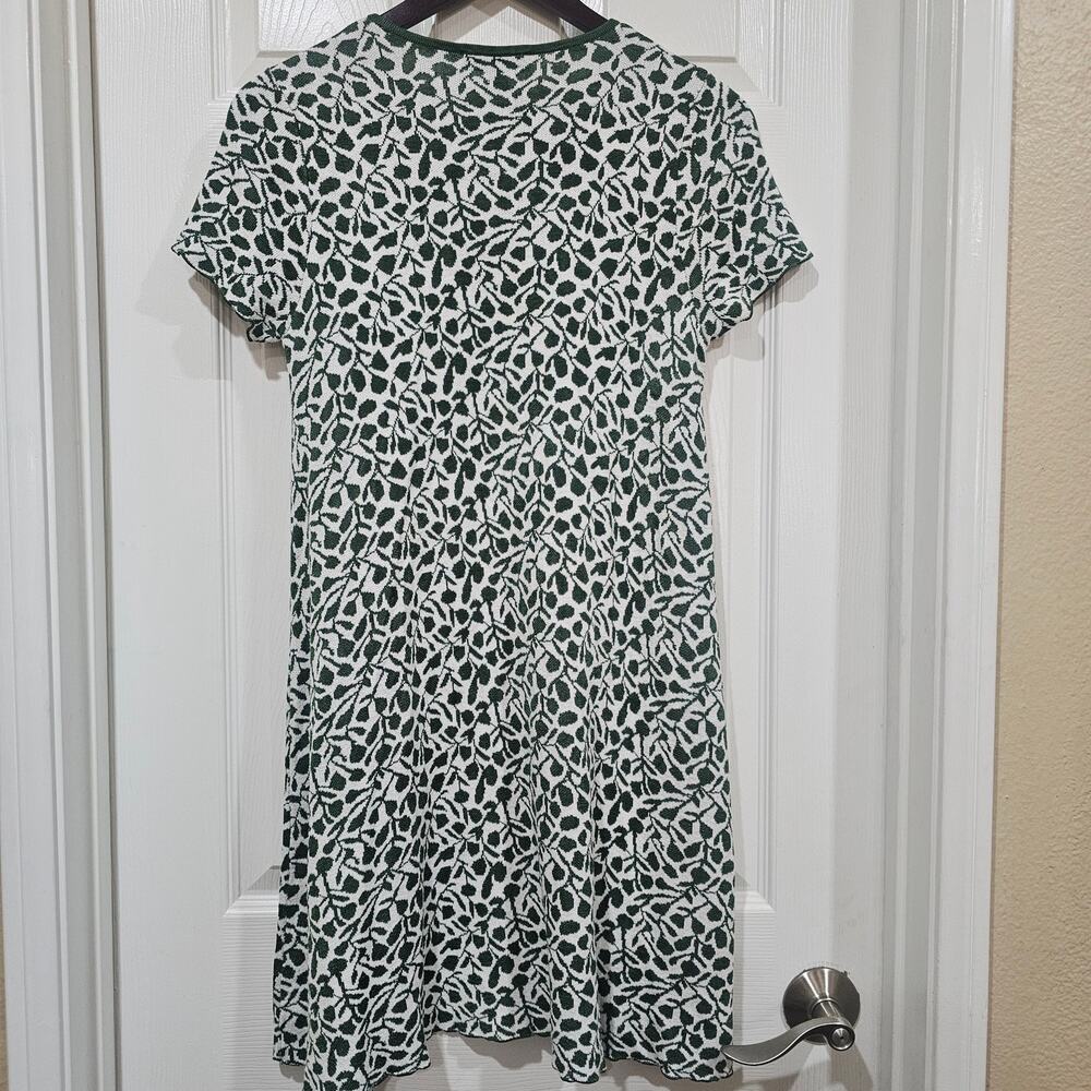 Ann Taylor Sweater Dress Medium Green White Leaf Print Knit Shift Dress - Picture 3 of 7